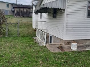 88 Lincoln Ave, West Union, WV 26456