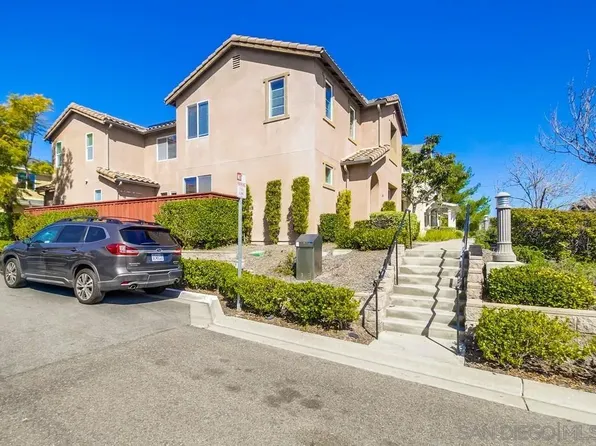 2284 Red Leaf Ln, Chula Vista, CA 91915
