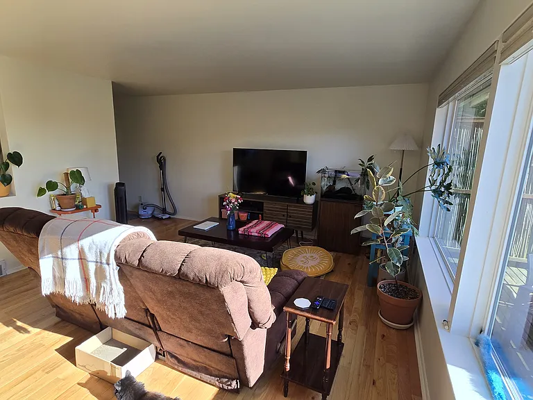 6345 40th Ave SW — Photo 15