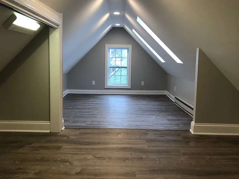 802 S Goodman St — Photo 16