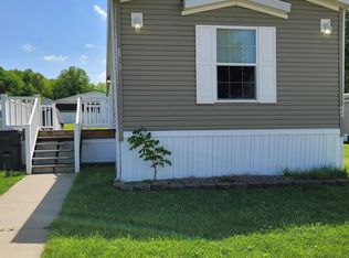 11593 2nd Str NE, Magnolia, OH 44643