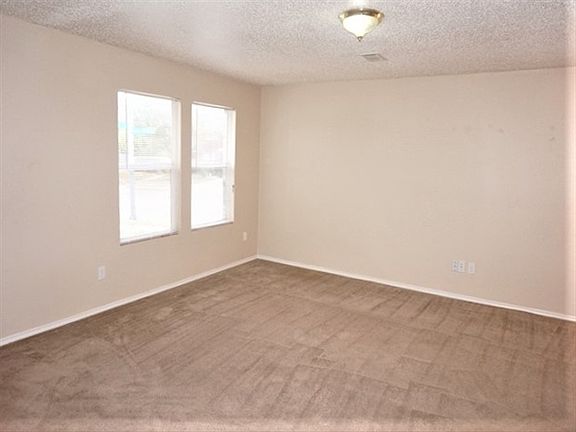 5th image of 8748 Hunters Point Way