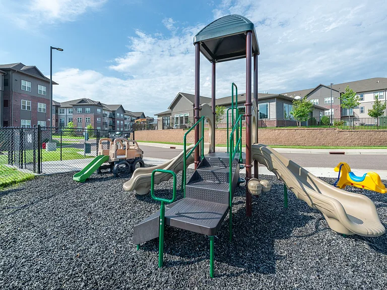 Rush Creek Apartments — Photo 49