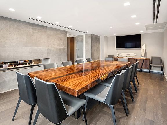 4th image of 45 Main St #1010A