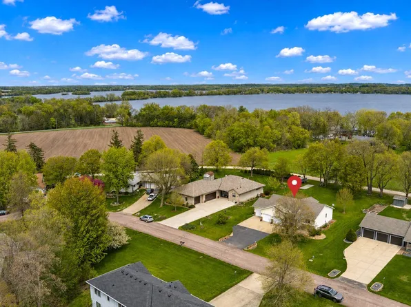4820 Echo Ct, Faribault, MN 55021