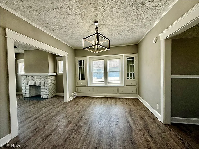 1265 Marlowe Ave — Photo 4