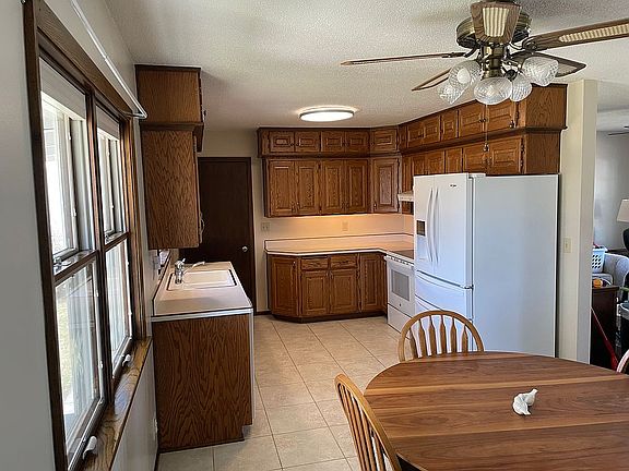 4th image of 2403 W 15th St