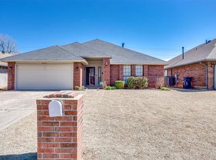 16920 Valley Crst, Edmond, OK 73012
