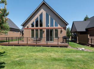 8578 Red Wing Ln, Redmond, OR 97756