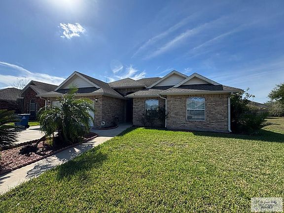 2nd image of 3428 Heritage Cir