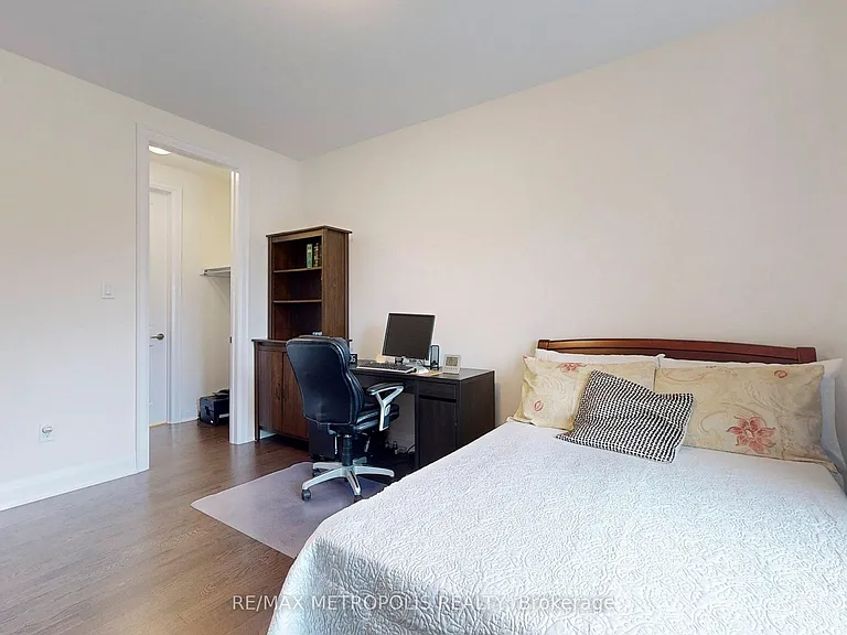 100 Ballantyne Blvd — Photo 29