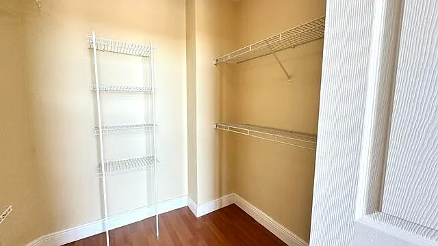 100 NE 6th St #709 — Photo 5