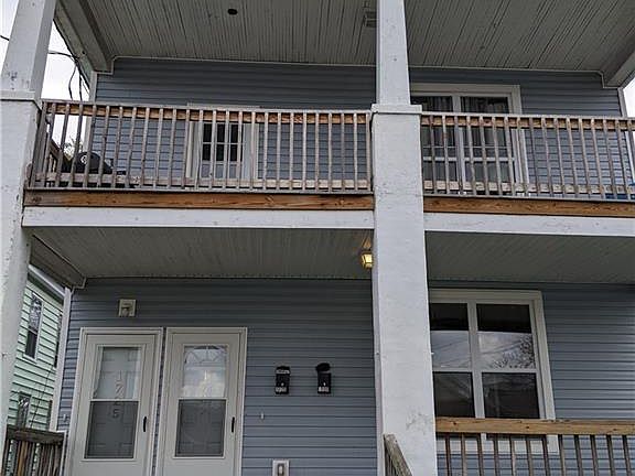 2nd image of 1727 Prentis Ave