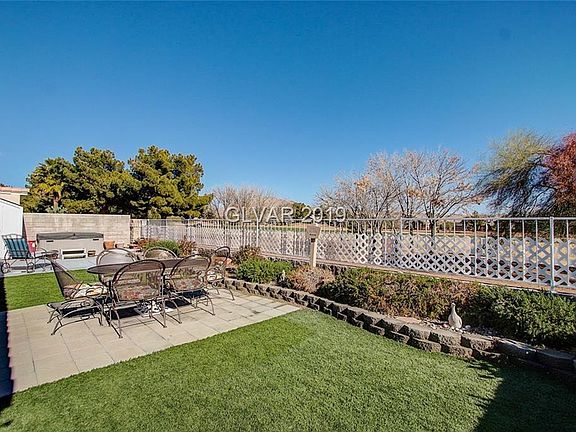 5th image of 3776 Yorba Linda Dr