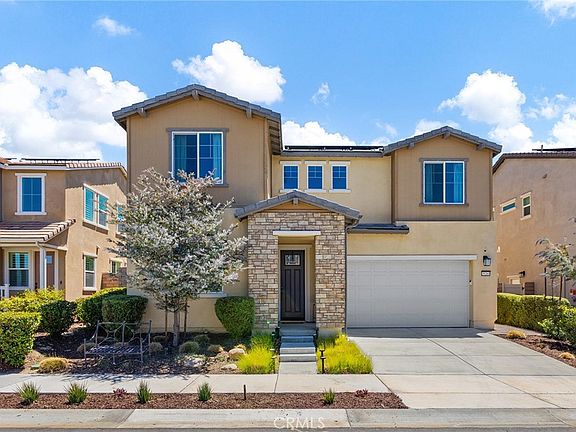 2nd image of 39260 Deergrass Dr