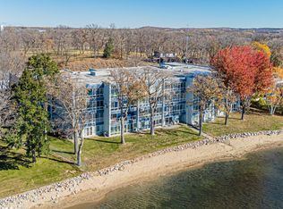 315 Park Lake Blvd APT 414, Detroit Lakes, MN 56501