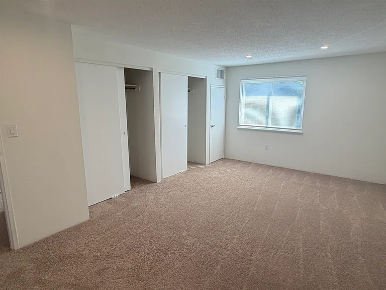 36 Silver Hill Ln #21 — Photo 7