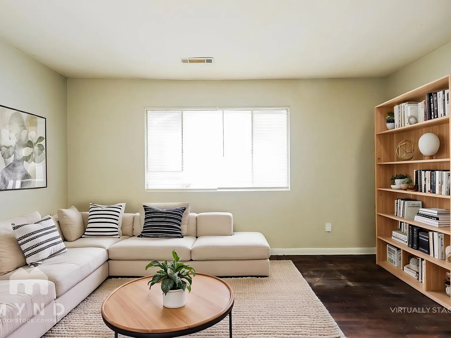 3 bed, 1.0 bath, 1850 sqft, $1,095 — Photo 2