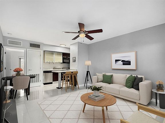 2nd image of 1503 NE 4th Ct APT 1