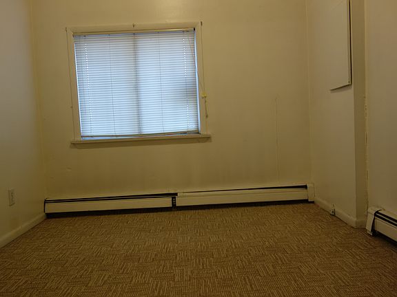 5th image of 167 Baldwin Ave