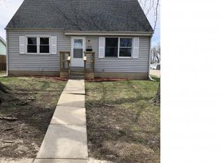 1931 Fairfield Dr, Springfield, IL 62702