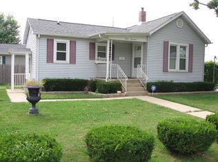 1217 Paul St, Ottawa, IL 61350