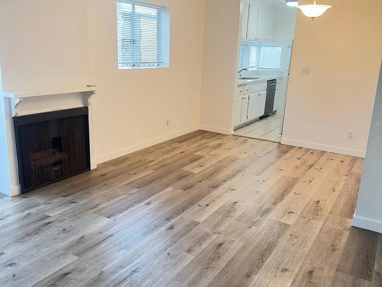 1251 Wellesley Ave #104 — Photo 8
