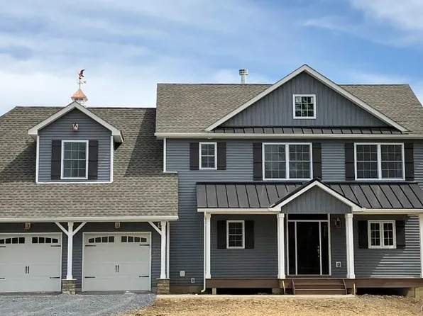 18 Sunset Lane, New Hampton, NY 10958