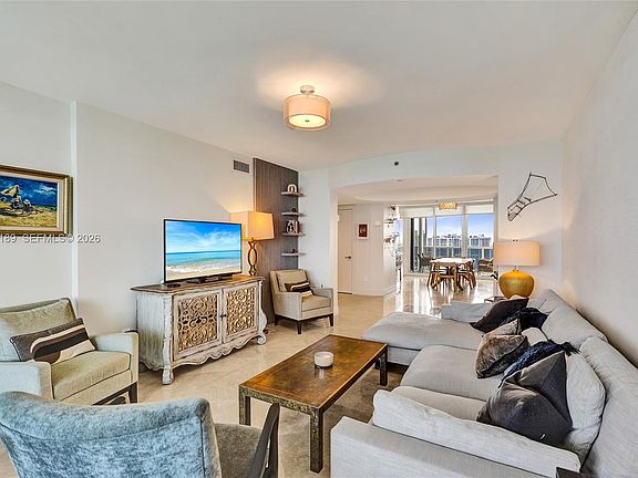 4th image of 19111 Collins Ave APT 2703