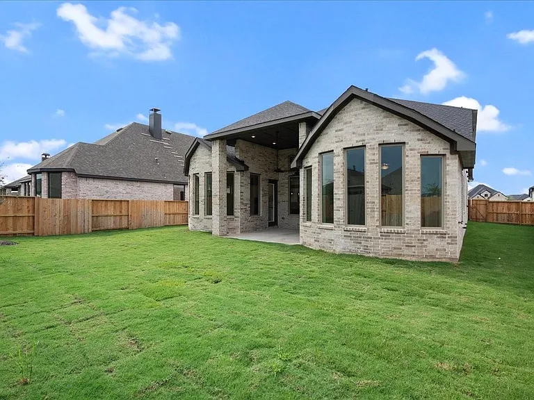 7523 Mariposa Way — Photo 37