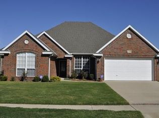 4438 W Flagstick Dr, Fayetteville, AR 72704