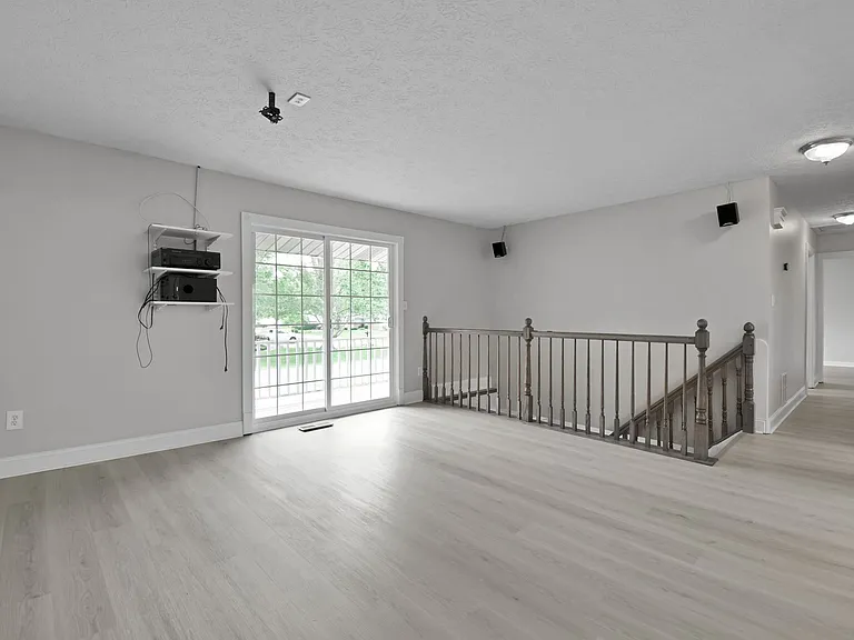 5978 Alice Dr — Photo 6
