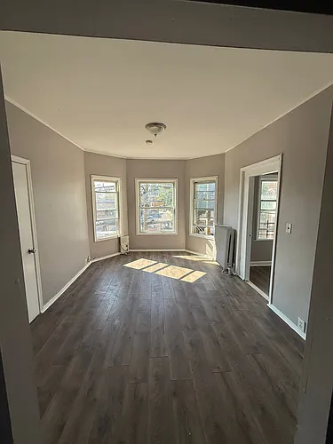 353 Fair St #4 Photo 1