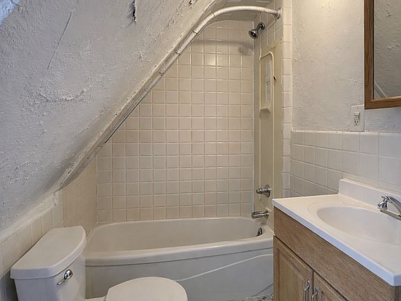 5th image of 2337 84th St Floor 3