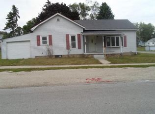 623 E South St, Albion, IN 46701
