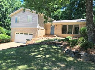 1417 Hillside Ct, Auburn, AL 36830