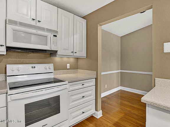 5th image of 200 IRONWOOD Drive #234