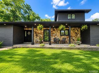 11 Brushy Hill Ct, O'Fallon, MO 63366
