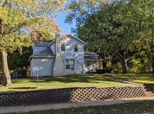 410 Divine Hwy, Portland, MI 48875