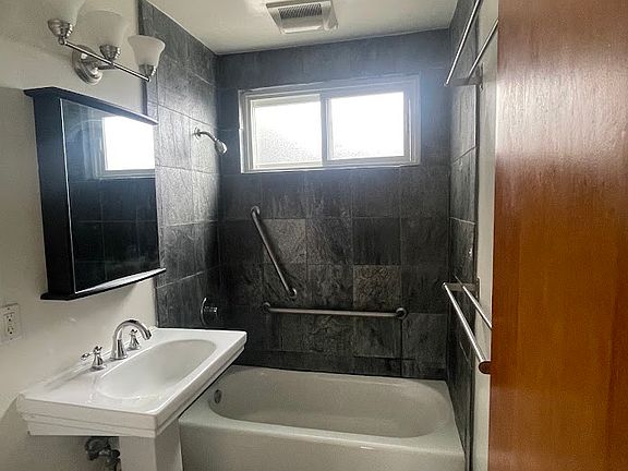 4th image of 2435 S Carolina St APT 3