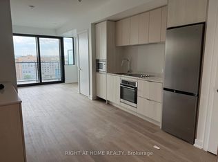 3009 Novar Rd #1112, Mississauga, ON L5B 1S4