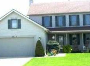 1413 Wren Rd, Bowling Green, OH 43402