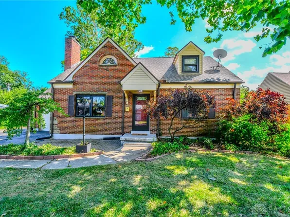 504 Schuyler Dr, Dayton, OH 45429