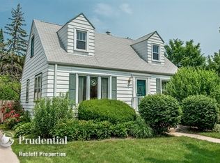 1719 Seward St, Evanston, IL 60202