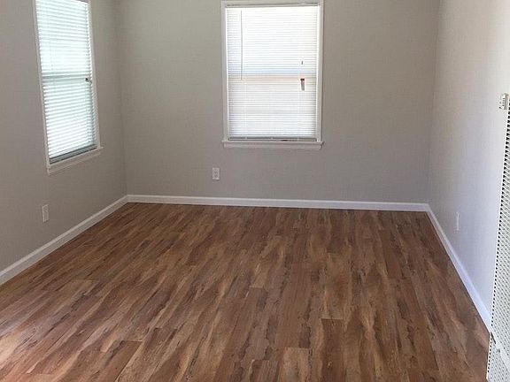 5th image of 3712 41st St