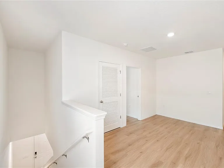2630 Angel Falls Dr — Photo 24