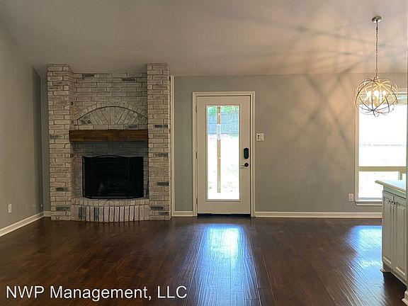 5th image of 10663 Clear Cove Dr