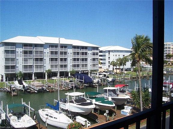 2nd image of 4471 Bay Beach Ln APT 322