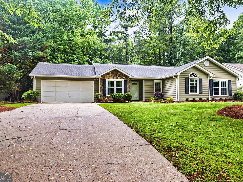 1st image of 204 Kentwood Dr