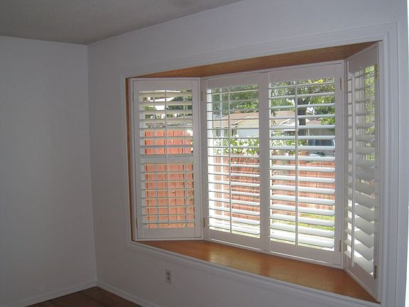 Bay window